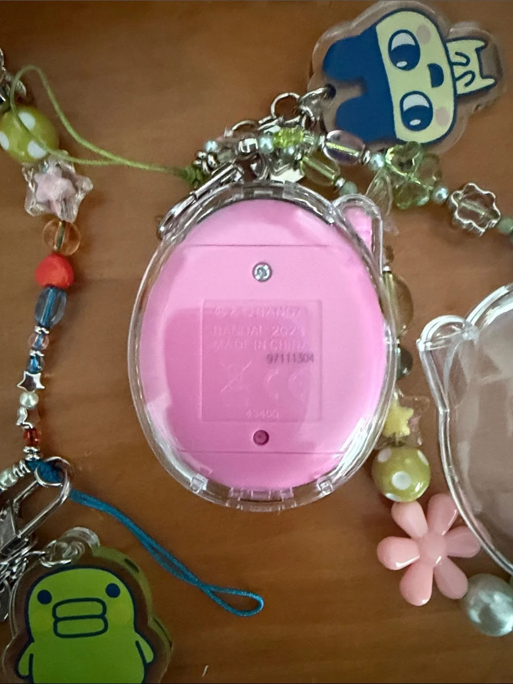 Tamagotchi Connection / extra case and Tama Charms Set